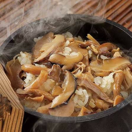 きのこ釜飯